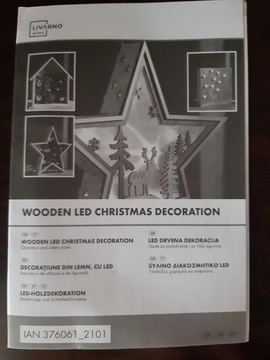 Decorațiune de Crăciun, căsuță de lemn cu conuri brad, cu LED