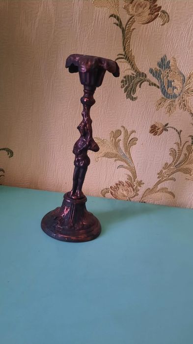 Продам подсвечник