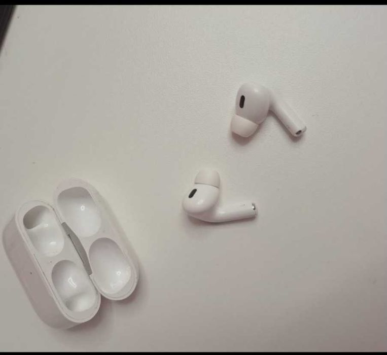 Vand casti Airpods2 fara fir