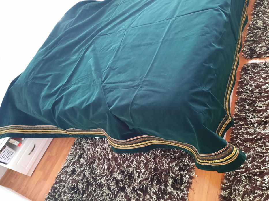 Draperii si husa de pat din catifea