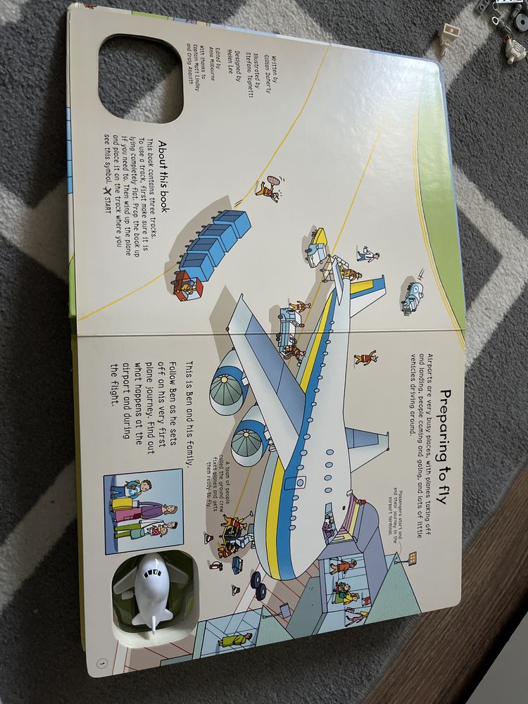 Wind-up Plane Book Usborne