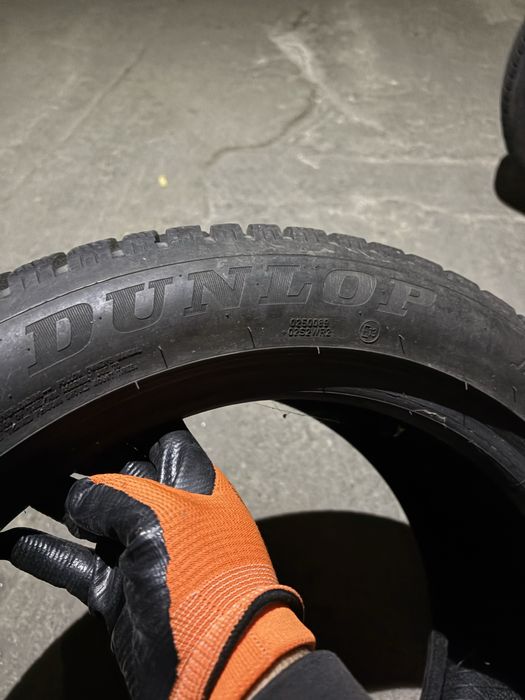 Зимни гуми 225/50 R17