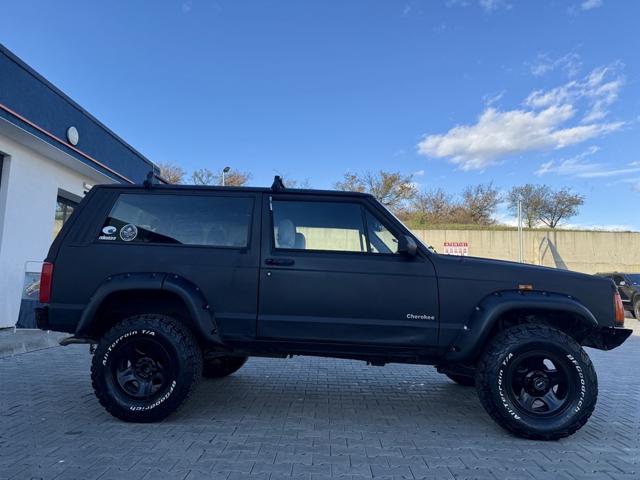 Jeep Cheorche XJ 2.5