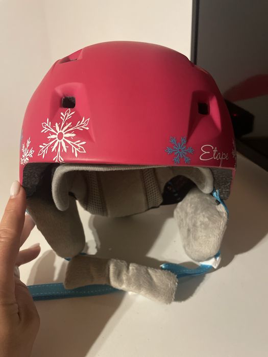 Casca ski fete cu varsta < 12 ani, stare excelenta!