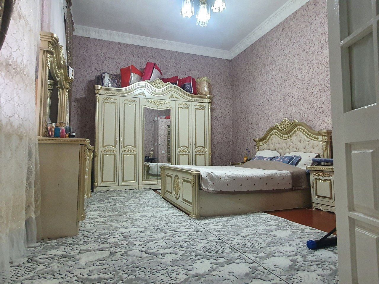 Hovli sotiladi olmozor tumanida