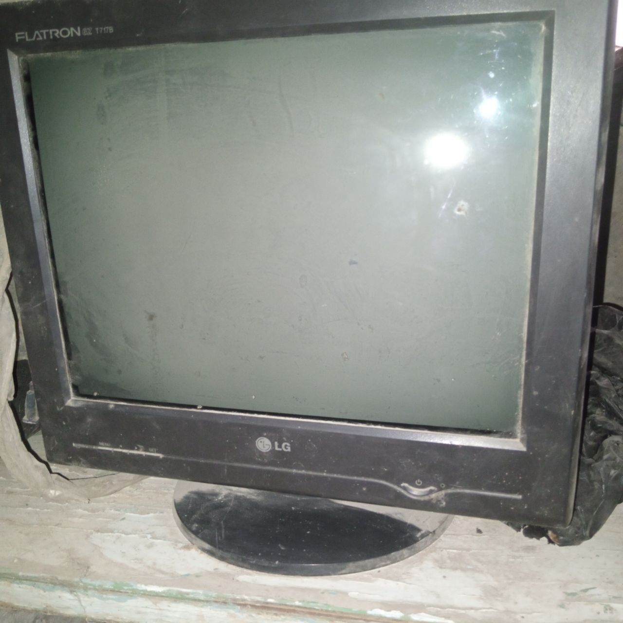 8Kampyuter ekrani=
