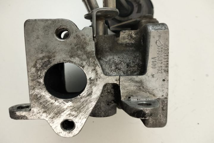 Valva egr 03G131063F Volkswagen VW Golf a 5-a generatie seria