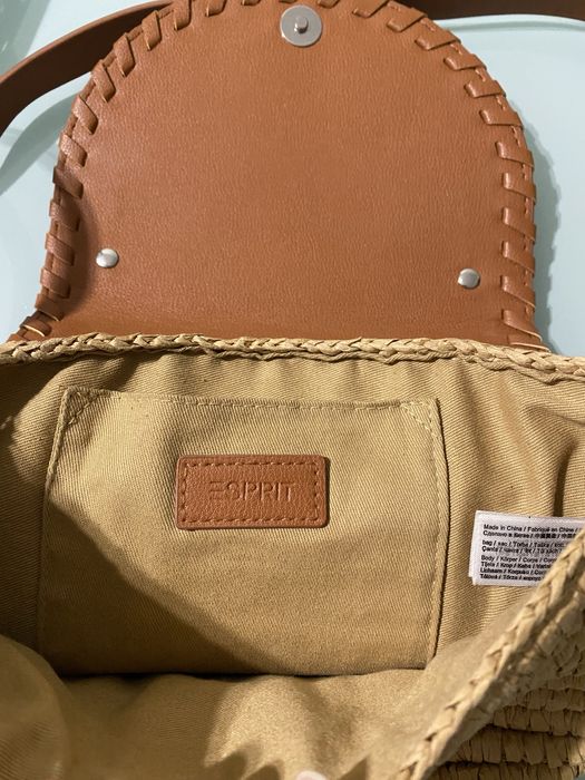 Чантичка Esprit от слама