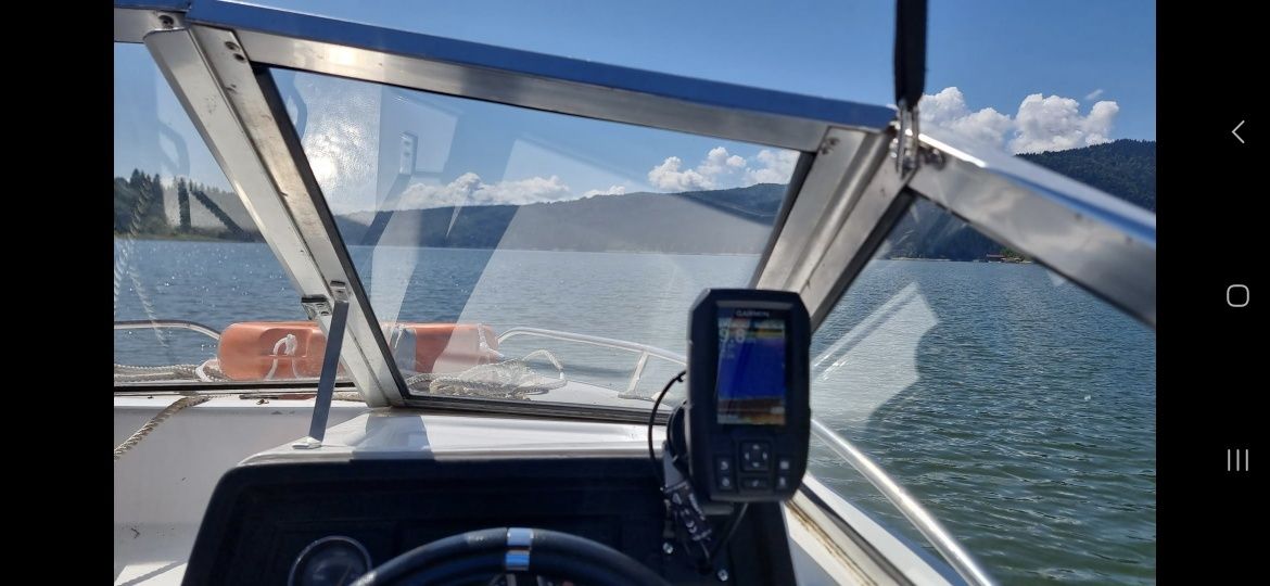 Barca, motor Volvo Penta