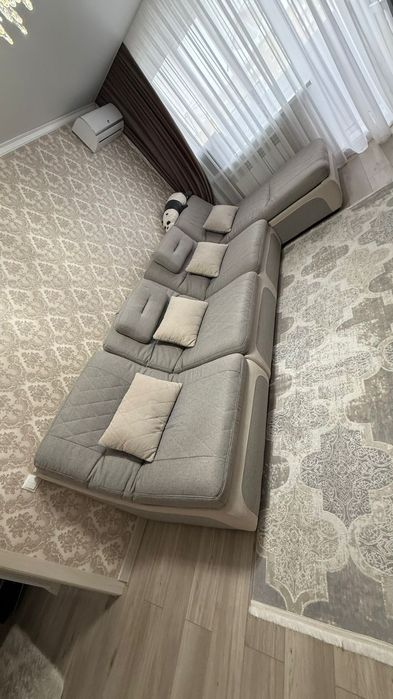 Диван в гостиную-4 метра