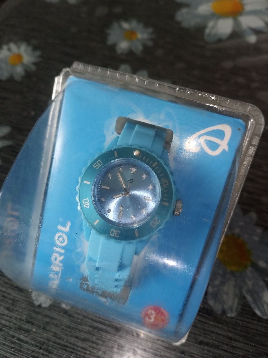 Продам часы привезены из Германии