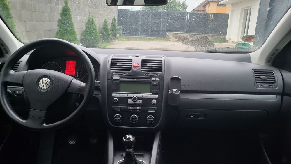 Volkswagen Golf 5 din 2009 1.9tdi euro4 cu climatronic