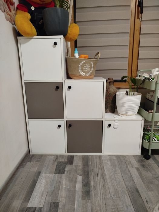 Скринове, шкафове Нощни шкафчета , етажерка