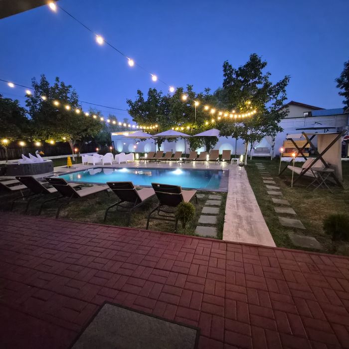 Vila Petreceri/Revelion/ Piscina / Majorat / Locatie evenimente