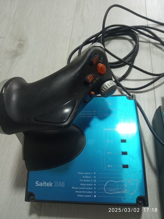 Vând Saitek X45 simulatoare