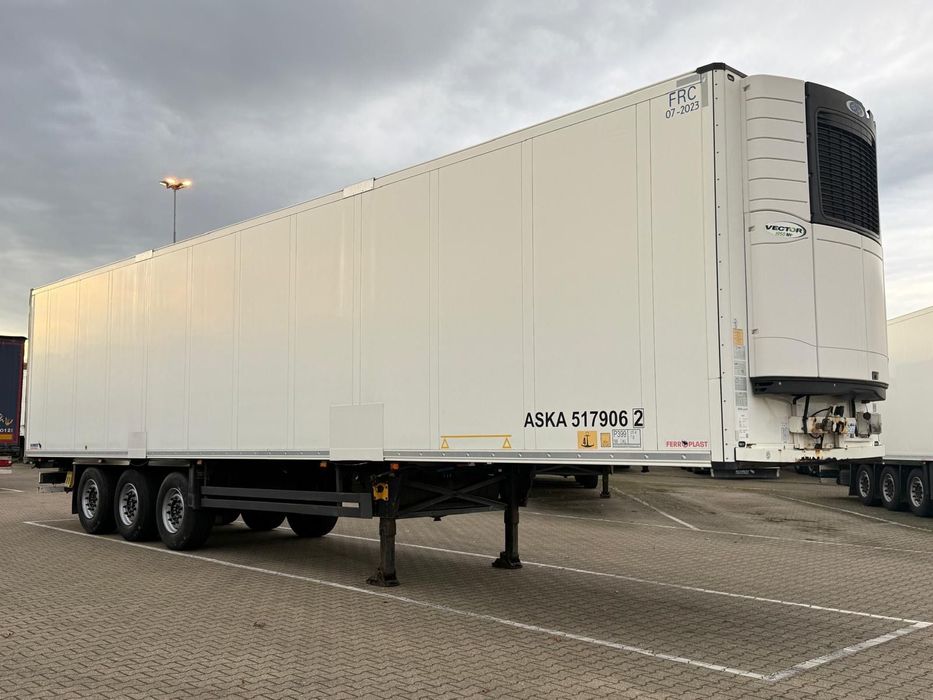 Schmitz Cargobull Semi-Remorca Schmitz Carrier Bi-temp Schimtz Carrier Bi-temp ore 13335