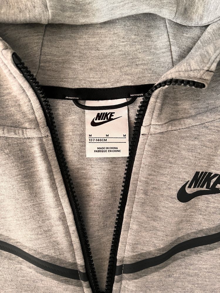 Nike teck fleece