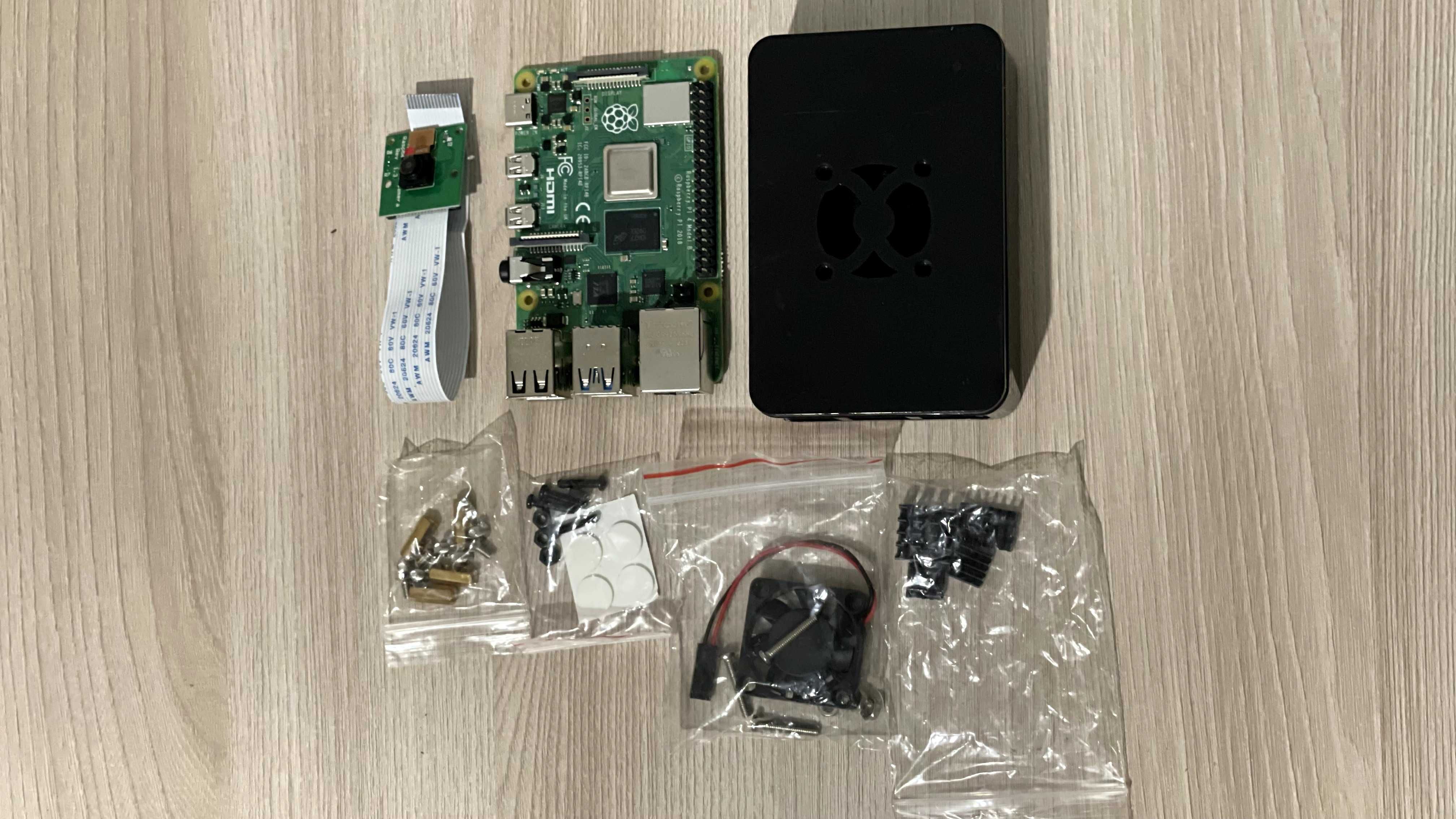 Комплект Raspberry Pi 4B 8GB + Pi Camera v2 + кейс с охлаждением