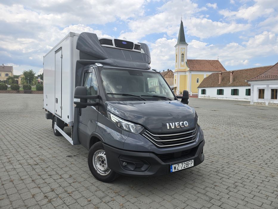 Iveco daily  frigorific  lift 35s18 2023 8 europaleti