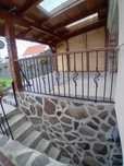 Balustrada fier forjat cu lemn deasupra
