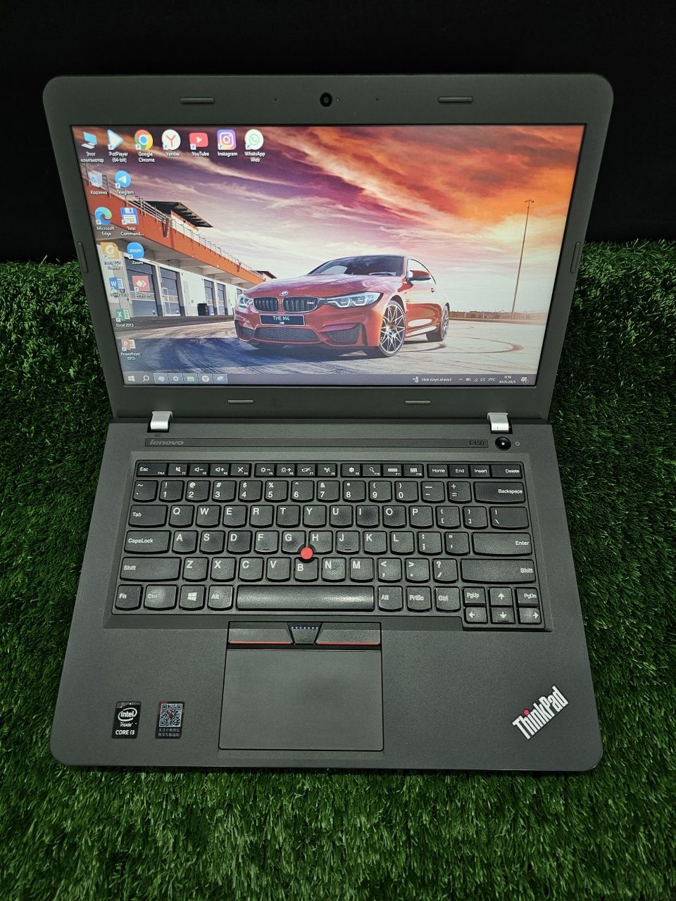 Lenovo  Ишлаганда тез ишлаб кутариб юрганда енгилгина Thinkpad