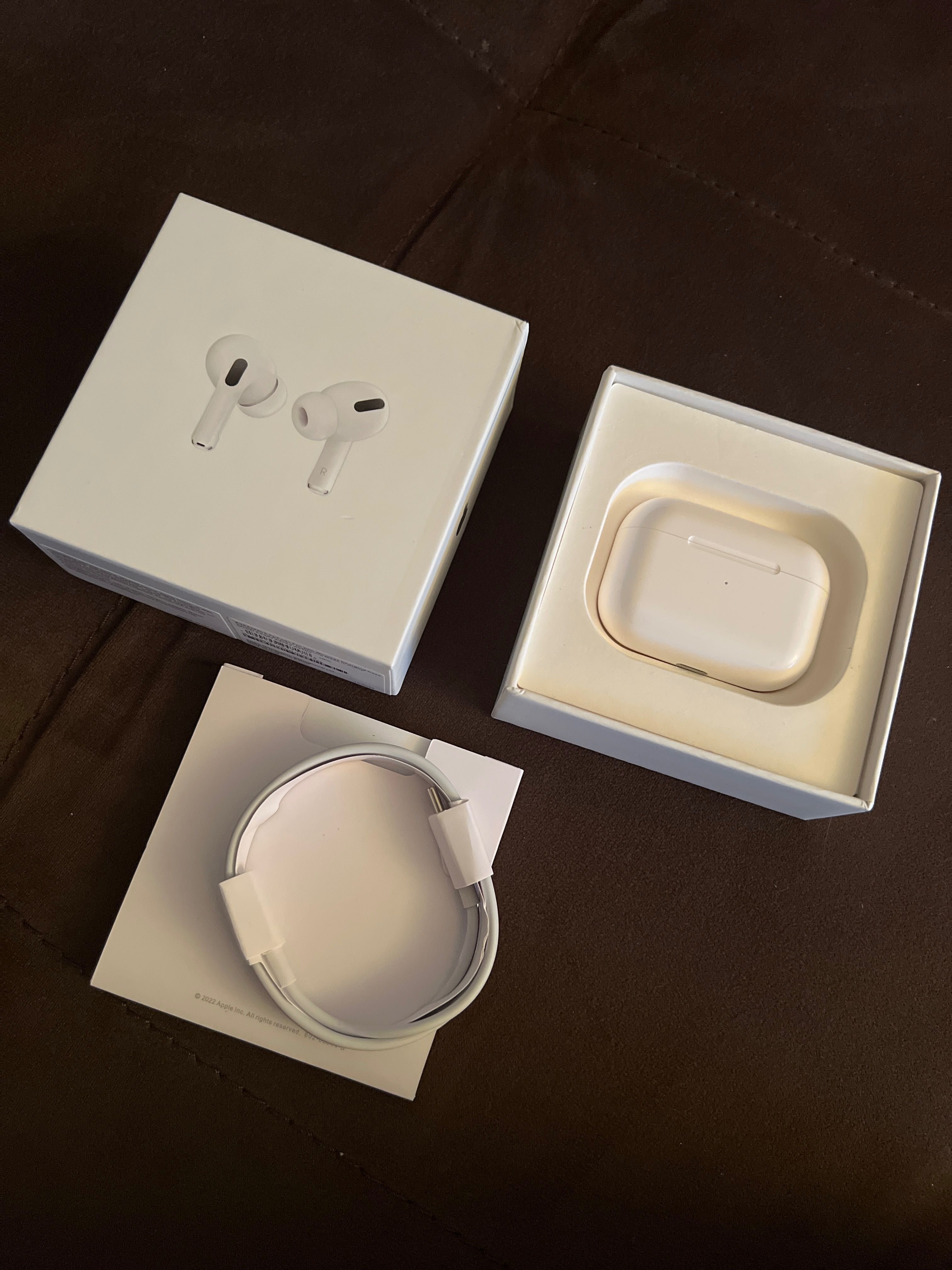 Airpods Pro нови,неизползвани