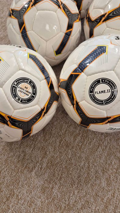 Топки. Професионални нови футболни топки JOMA