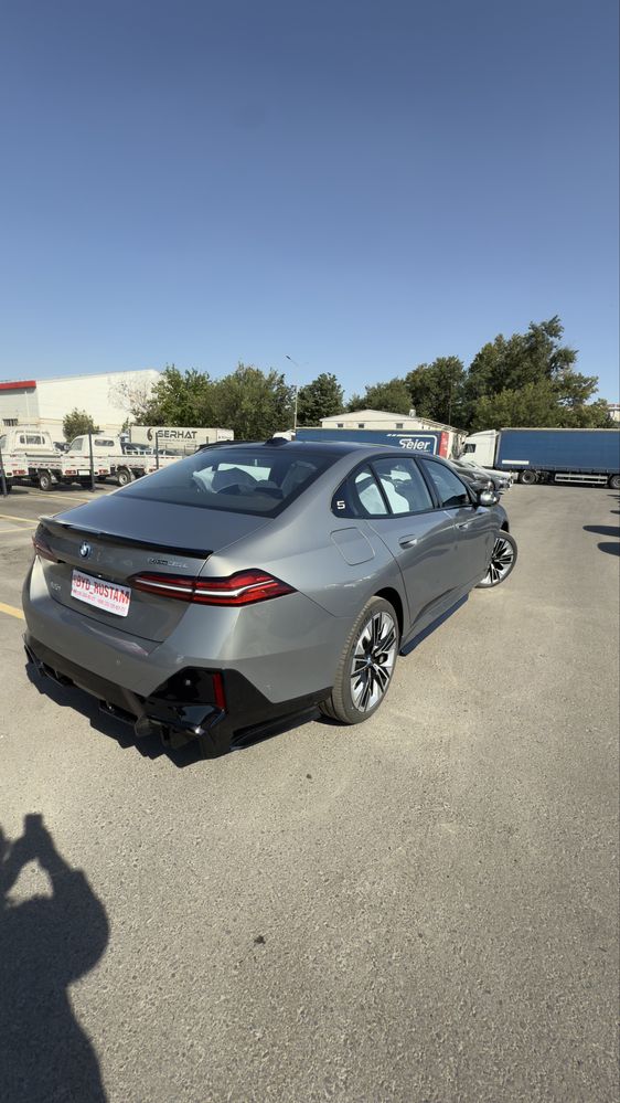 Bmw i5 35i 4 м60 21 янги диска балон такилган боди кит танировка бор