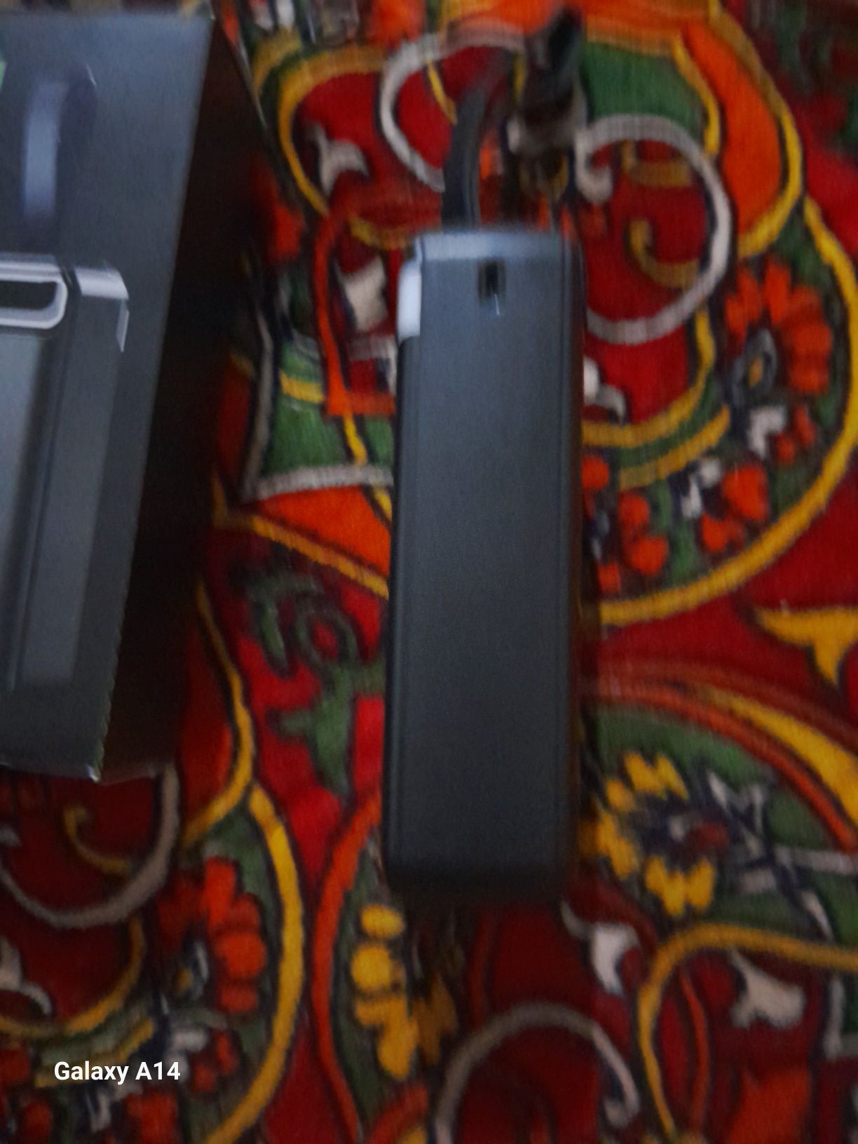 Power bank sotiladi
