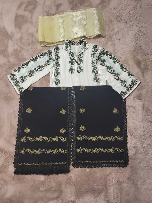 costum popular oltenesc 200+ ani