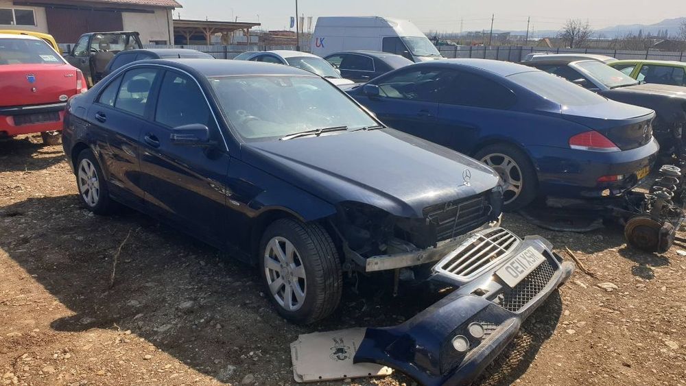 Dezmembrez dezmembrari Mercedes C220 W204 facelift EURO 5 motor DEFECT