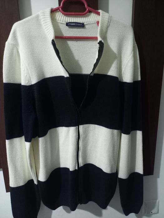 Pulovar barbati cu fermoar marime XXL 52 - 54