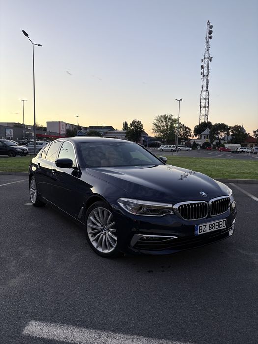 Bmw Seria 5 G30 530e iPerformance / B&W / Distronic / Gesture /Camere