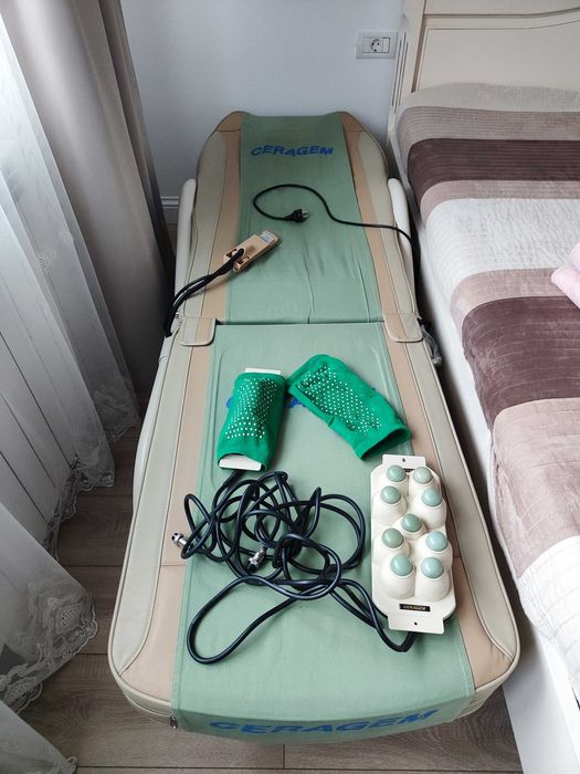 Pat masaj CERAGEM cu pietre de jad