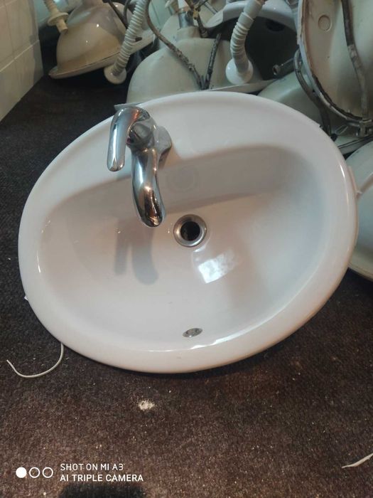 Мивки с батерия на Видима