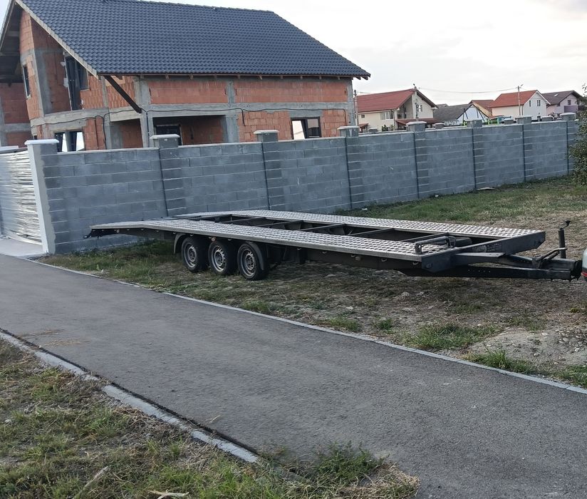 Vând platforma 3500kg 3 axe