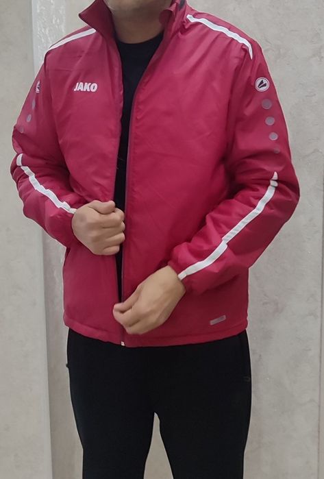 Продаются мужские пиджаки и куртки