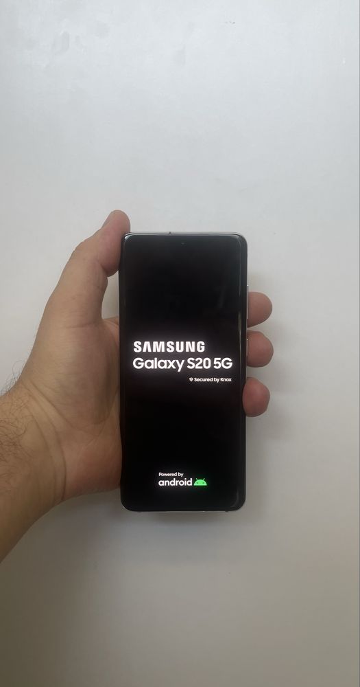 Samsung S20 5G.