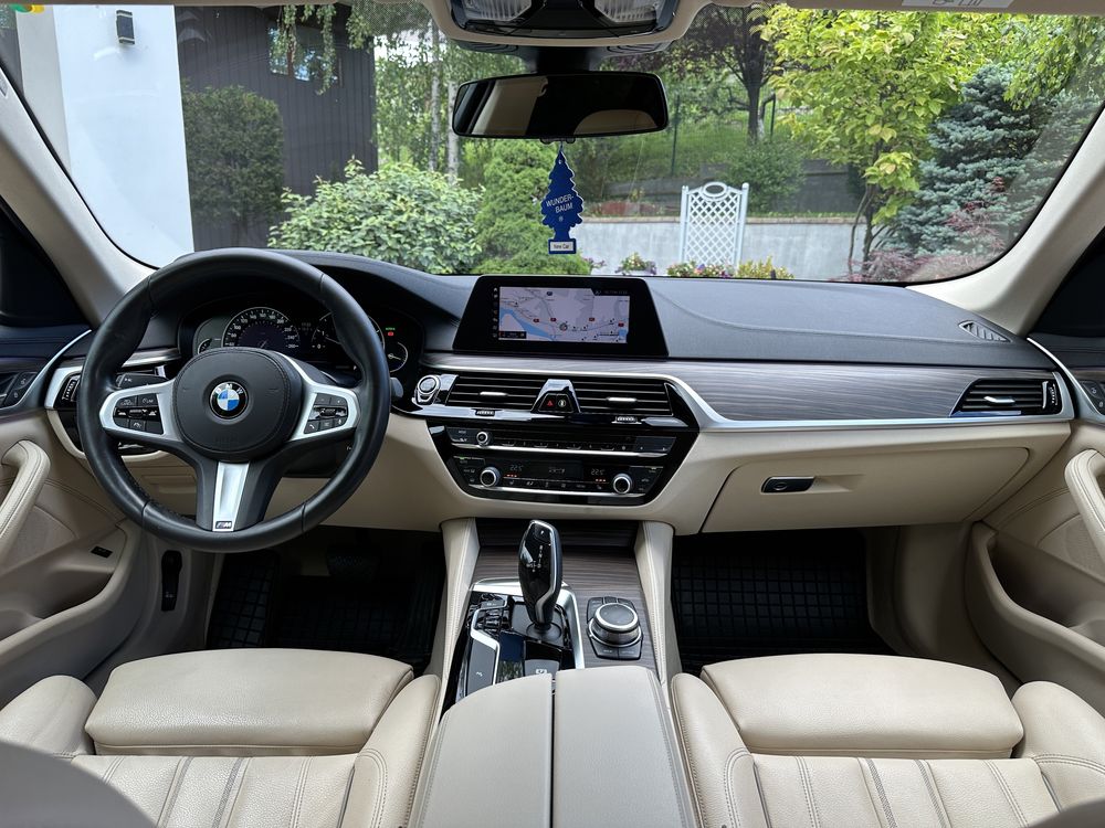 BMW 520d - 2.0 diesel - 190 Cp - EURO 6 - Ad Blue - Distronic - HedUp