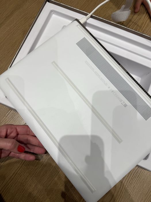 Laptop HP spectre 13 i7 8th gen