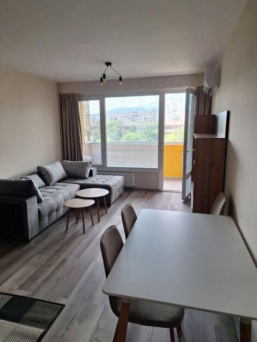 Дава се под наем Тристаен апартамент в София, Младост 2 - 80 кв.м за 800 € - Снимка #2