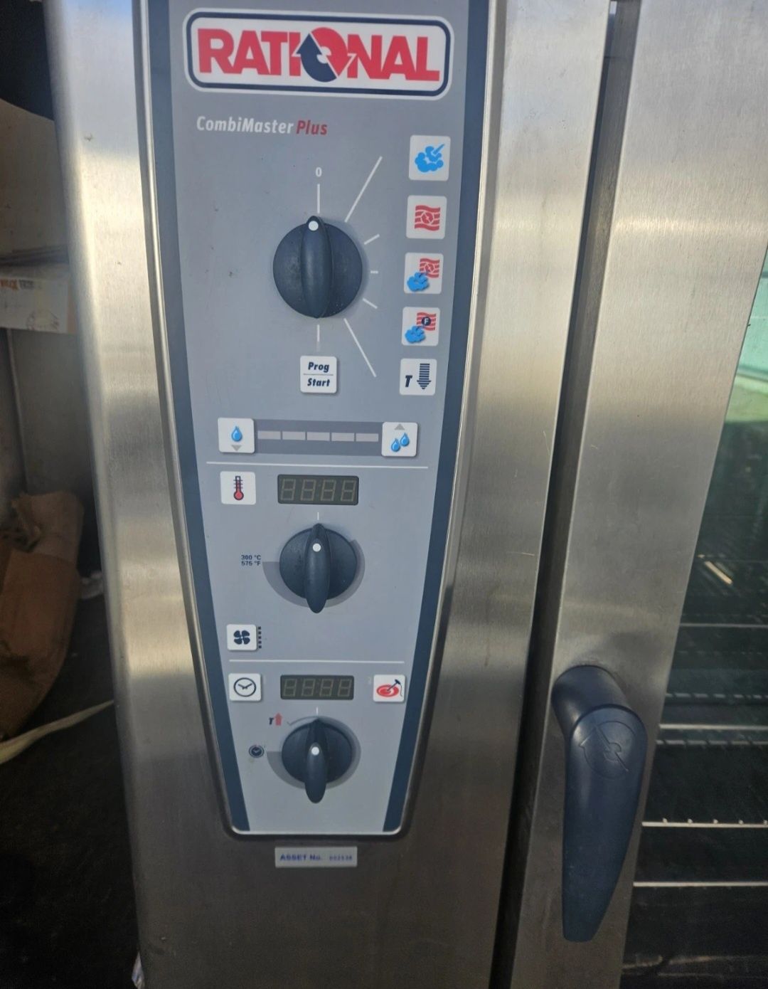 Cuptor Rational Self Cooking Center