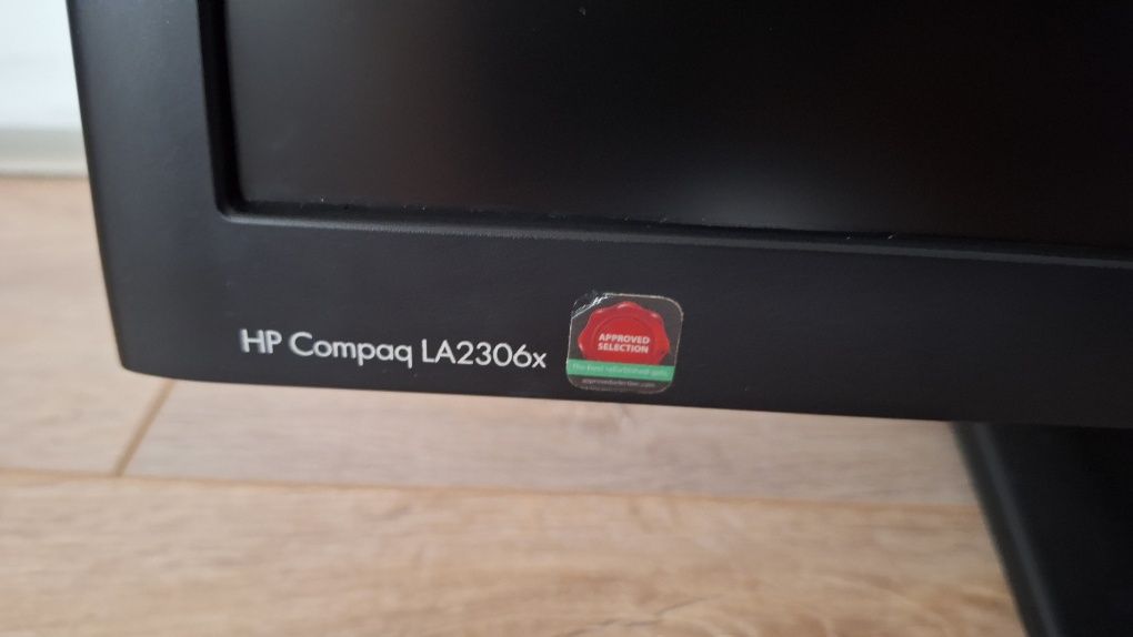 Монитор HP Compaq LA2306x  23" Full HD