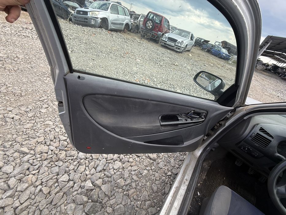 Сеат Ибиза 1.4 75 кс 2000 г бензин на части