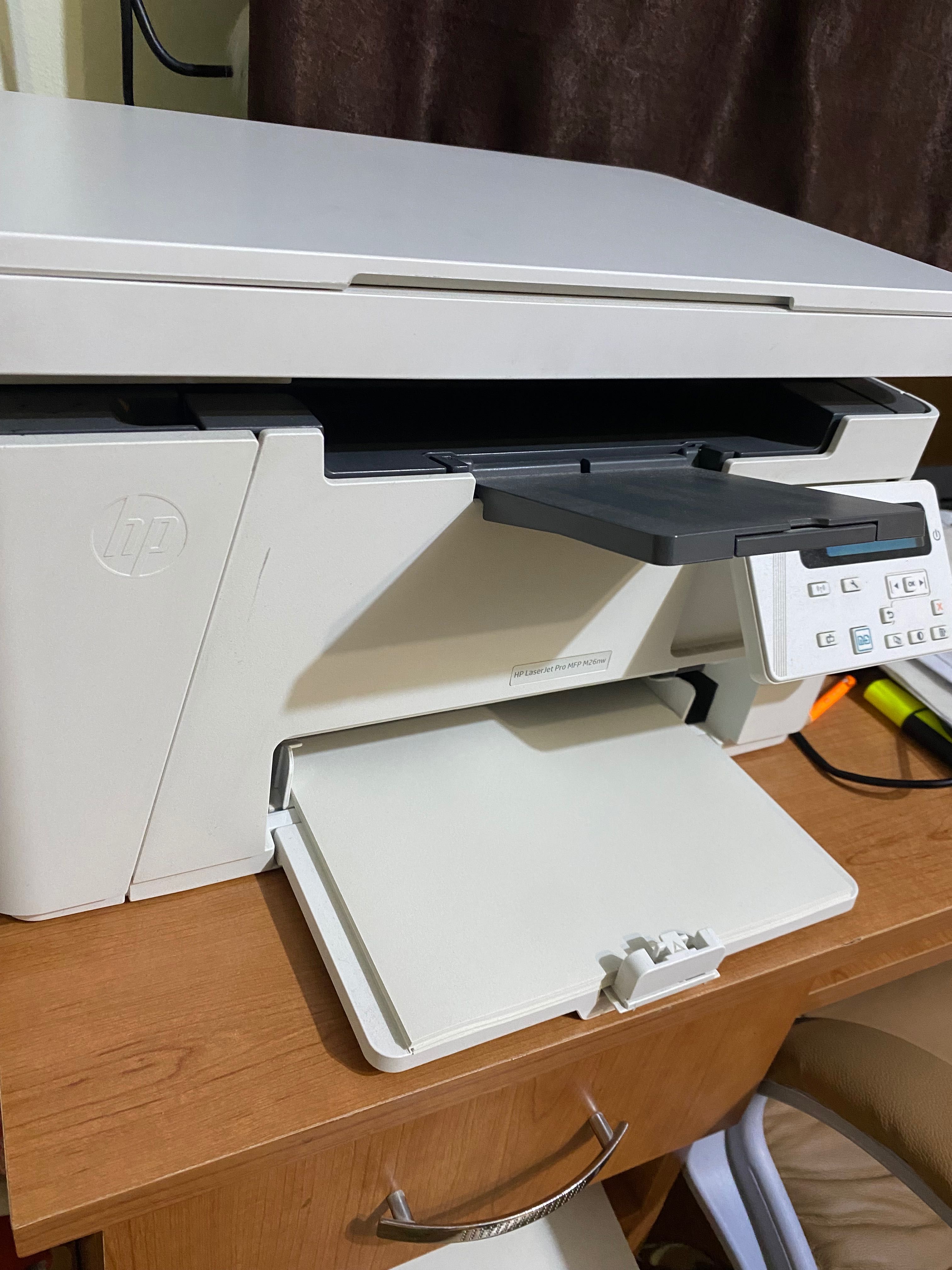 Принтер, скенер, ксерокс  с wi-fi връзка, Bluetooth връзка HP