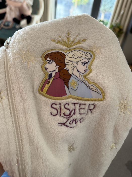 Salopeta/Pijama pufoasa Elsa Frozen 6ani