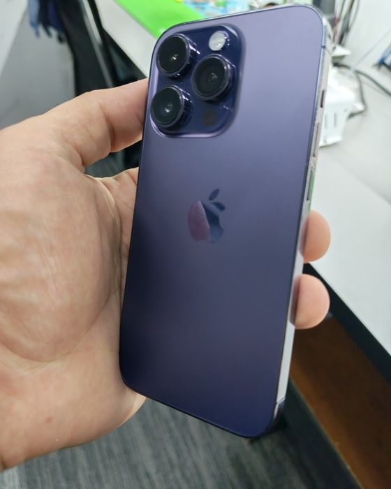 Iphone 14 pro deep purple