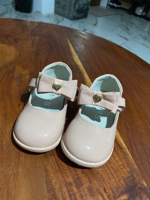 Pantofi roz nr 21
