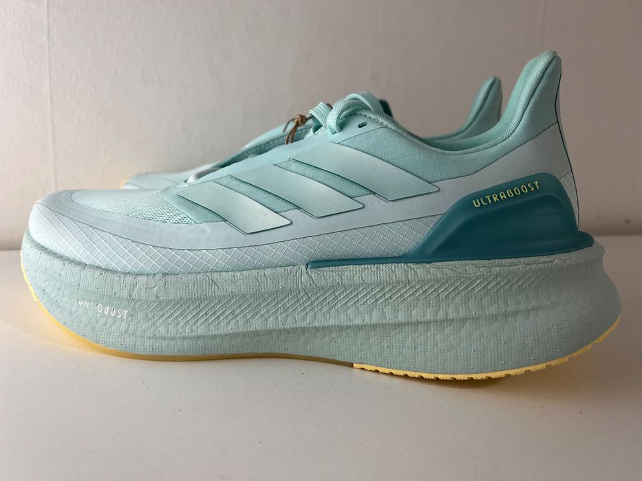 20 perechi pantofi sport  Adidas Adizero Yeezy 4DFWD Ultraboost SmC