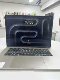 Macbook Air M2 2023